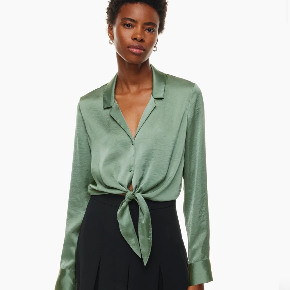Aritzia Wilfred Tie Front Blouse size M in olive